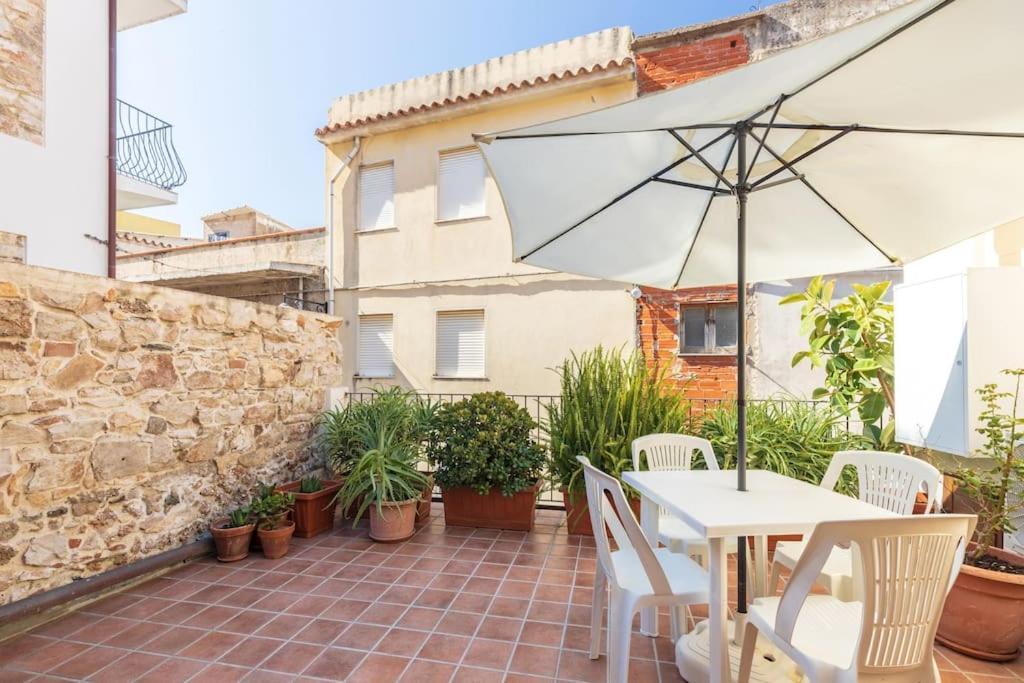 Apartamento Domm'E Antoni Baunei Exterior foto